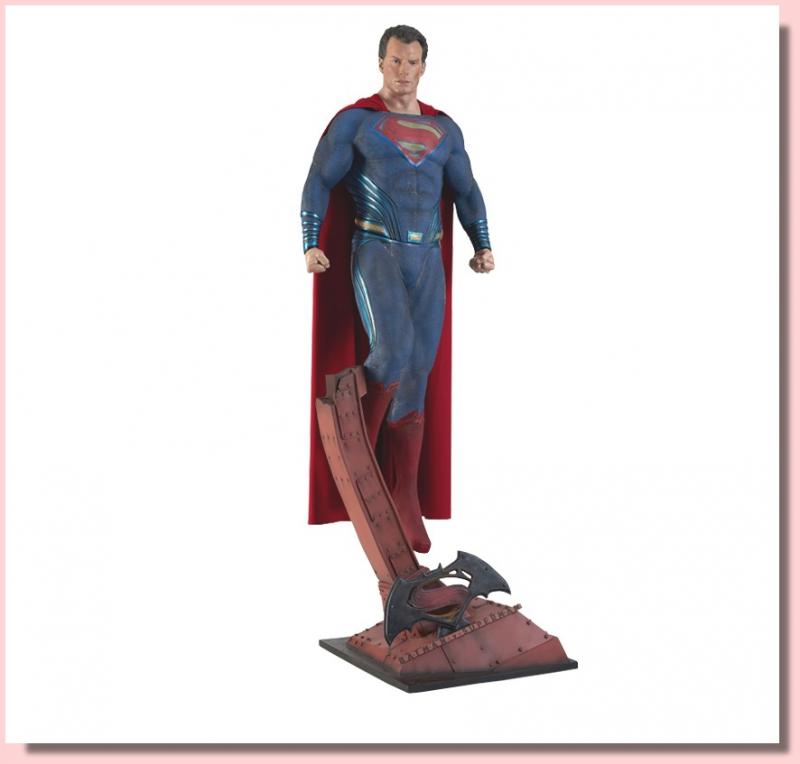 Superman Life-Size Statue