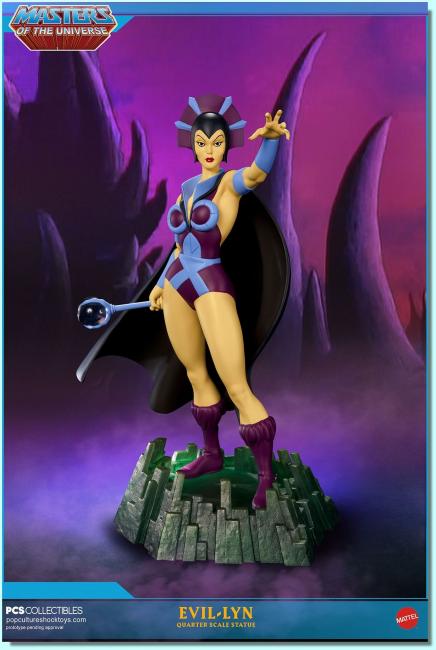 Evil Lyn Quarter Scale Collectible Statue