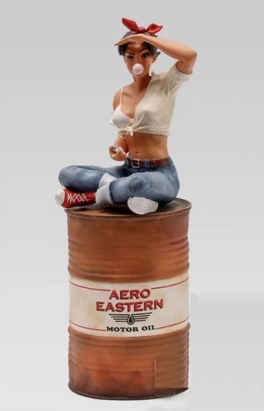 Lillie Roadrunner Atop A Barrel The Aero Eastern Pin-Up Girl Statue