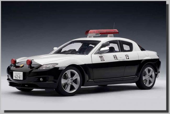 Mazda RX-8 Police Car 1/18 Die-Cast Vehicle