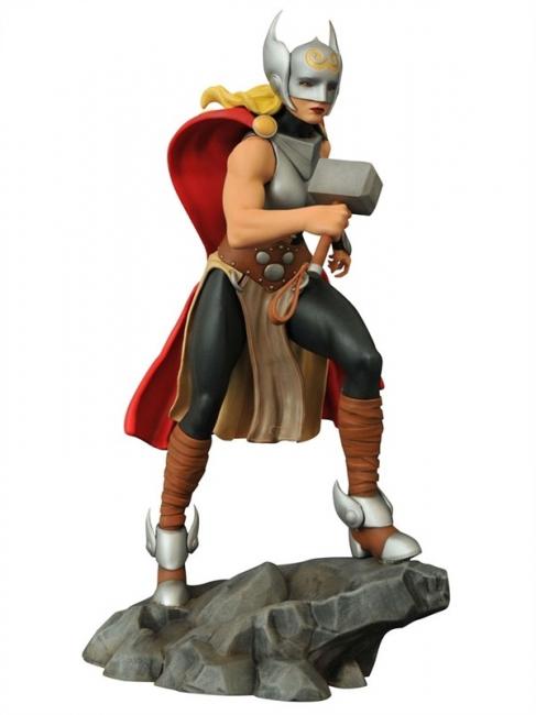 Lady Thor The Femme Fatales Statue