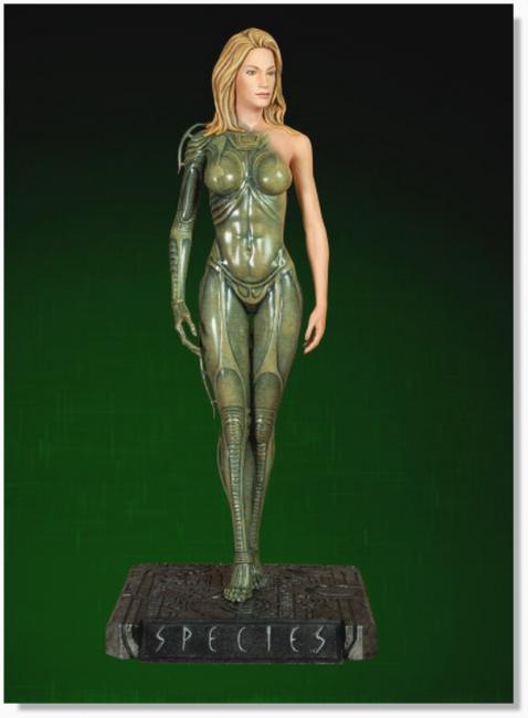 Sil Girl The Human-Alien Species Quarter Scale Statue