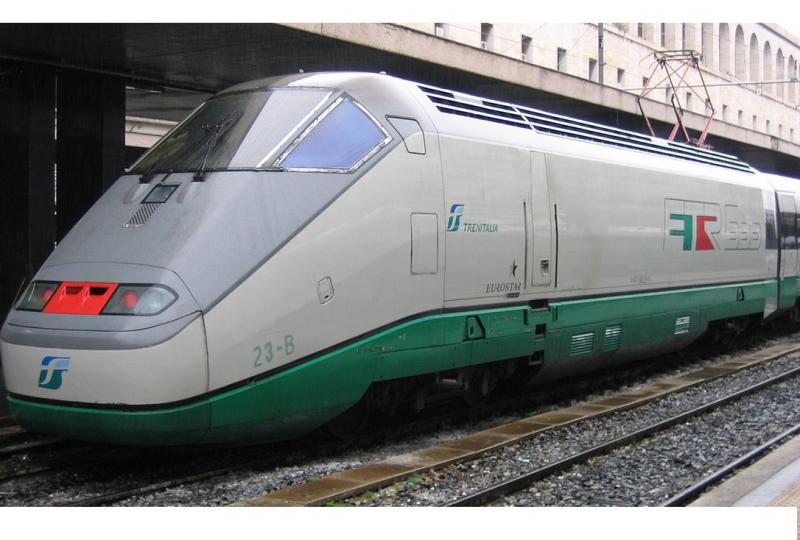 Trenitalia #05-A HO Class ETR 500 Two E.404 Engines & 4 Coaches 6-Section High Speed Train DCC & Sound