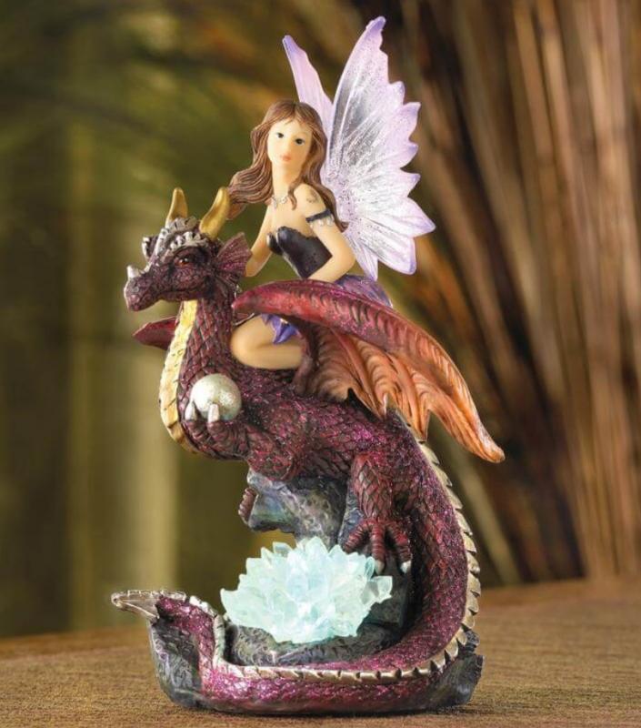 Fairy Atop A Dragon Steed The Light-Up Premium Figure Diorama  víla soška