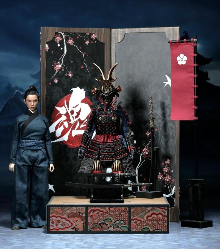 Female Samurai In Black Armor The Butterfly Helmets DELUXE Sixth Scale Collector Figure